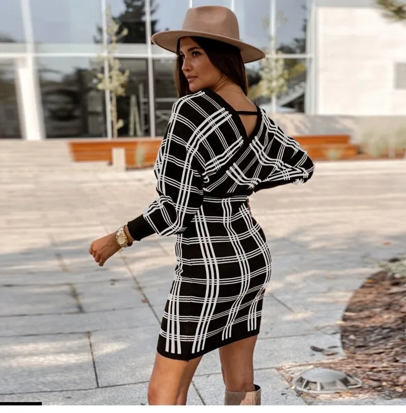 BerriesJam - 2024 Vintage Plaid Knitted V Neck Short Sweater Dress