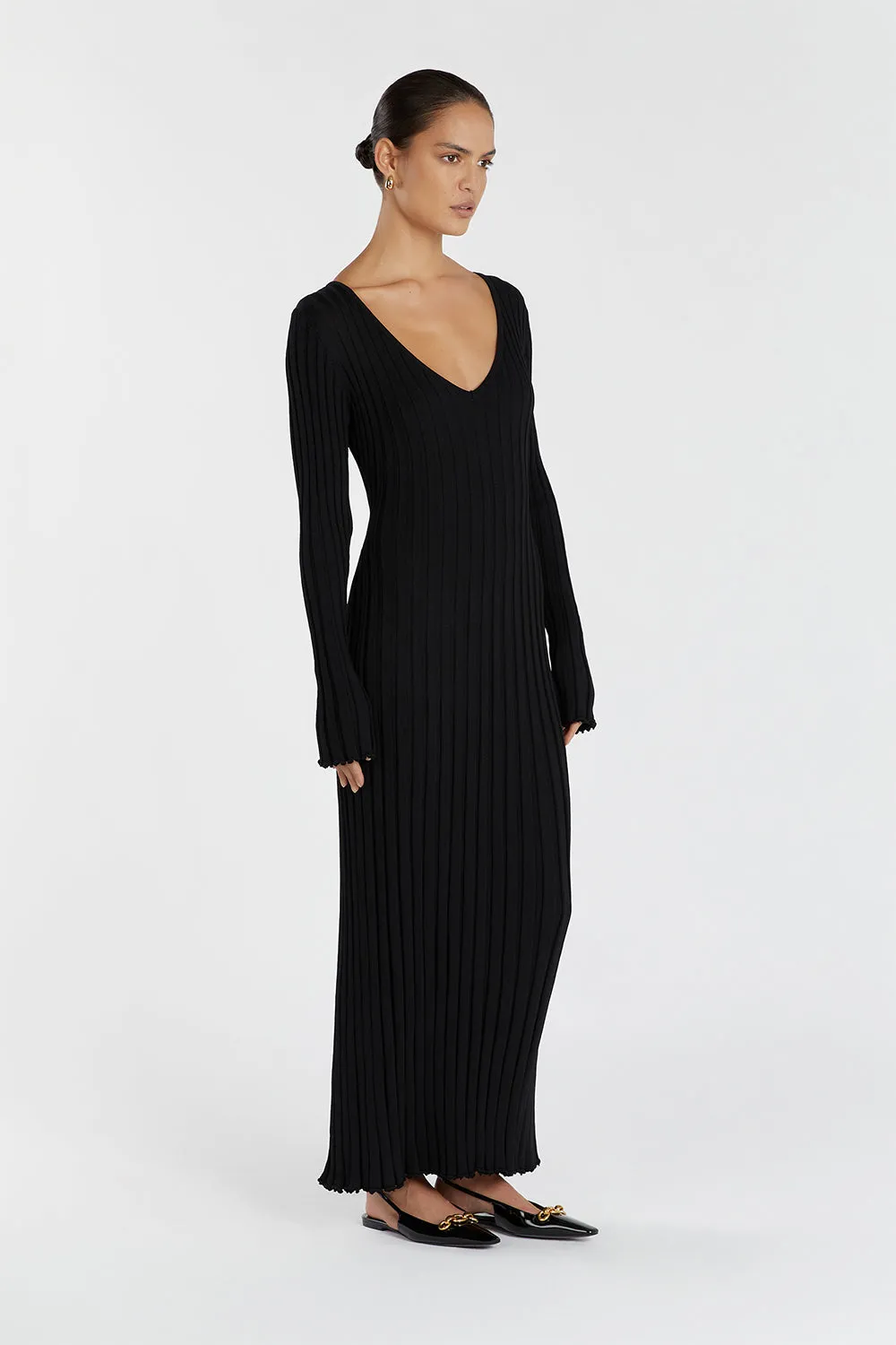 REIGN BLACK SLEEVED KNIT MIDI DRESS